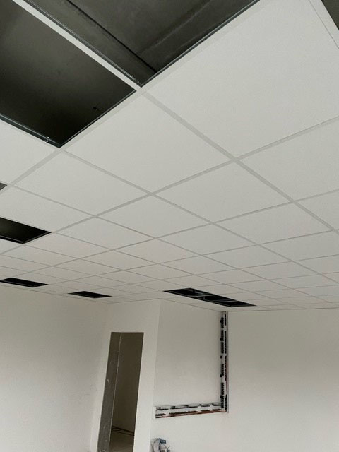 Büro und Lagerhalle Schwarzach am Main Referenzprojekte - Büro und Lagerhalle Schwarzach am Main